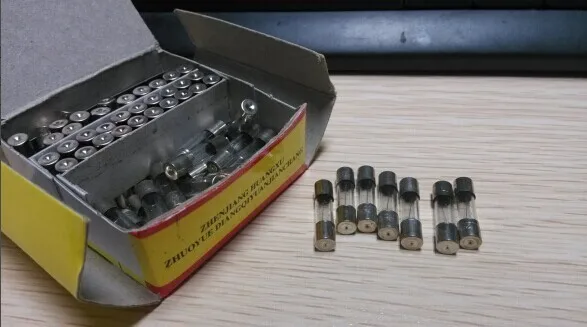 100pcs/box 5*20mm 6.3A 250V slow fuse 5*20 T6.3A 6300mA 250V Glass Fuse 5mm*20mm New and original