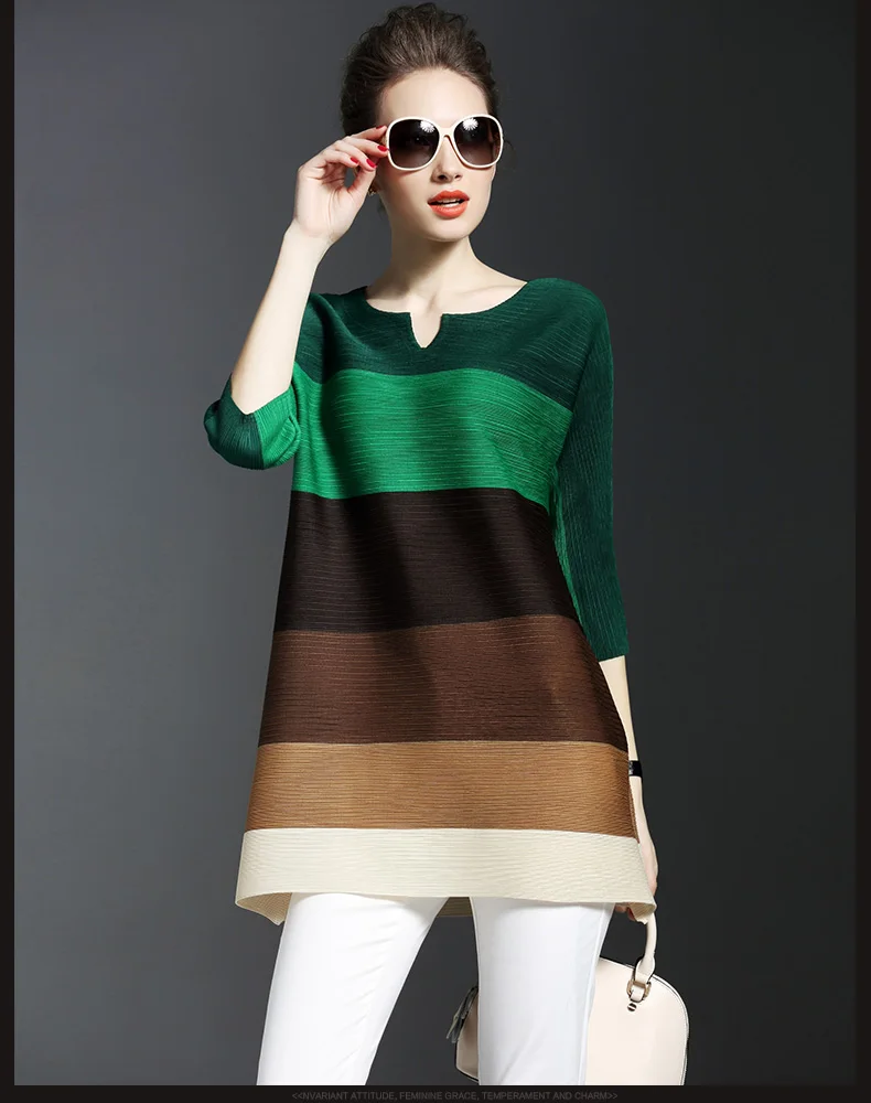 

New Summer Dress Fold Loose Loose Code Hit Color Stripes Mini Dress W957