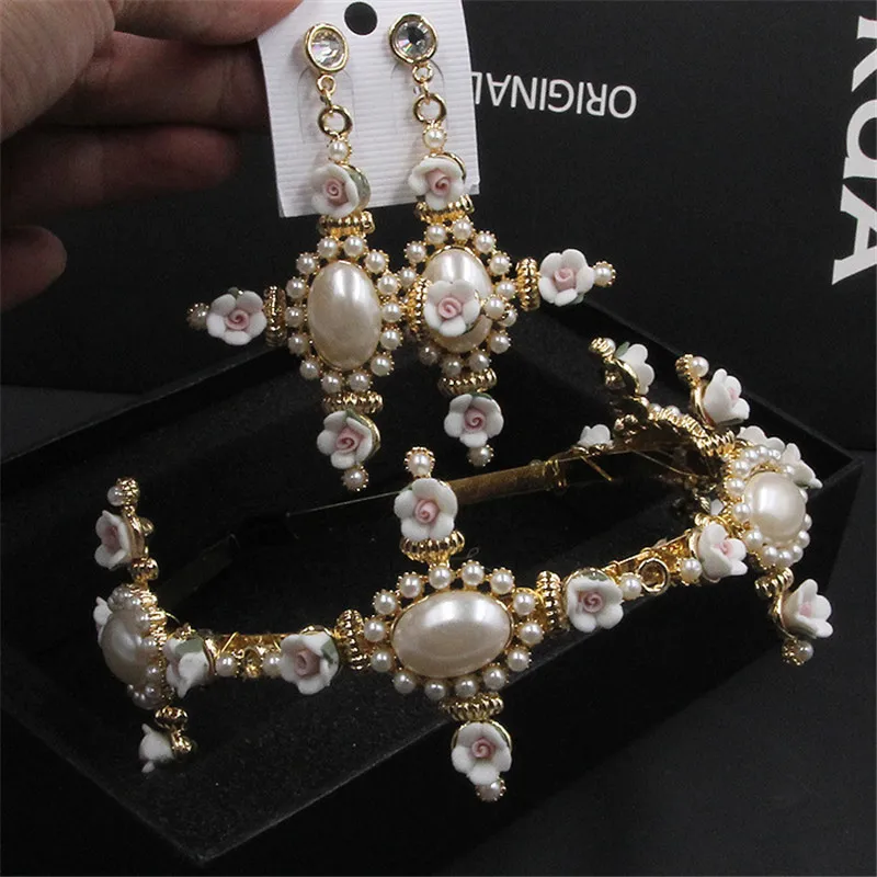 

New Fashion Crown Luxury Ceramic Flower Cross Big Pearl Metal Headband Charm Hairband Wedding Party Hair Accessories For Women