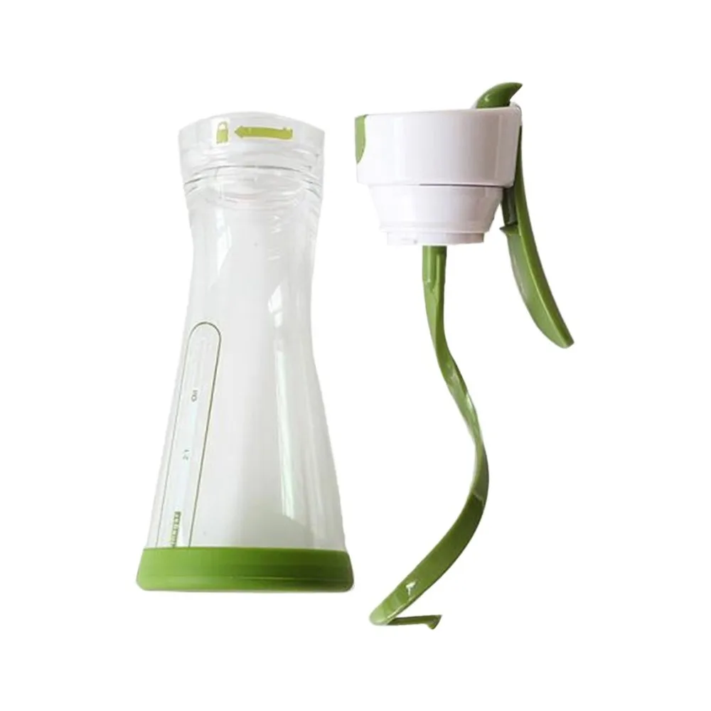 

Multifunctional Coffee Maker Manual Stir Cup Plastic Juice Milk Shaker Shaking Cup Spiral Mixing Cup Portable Kitchen Drinkware