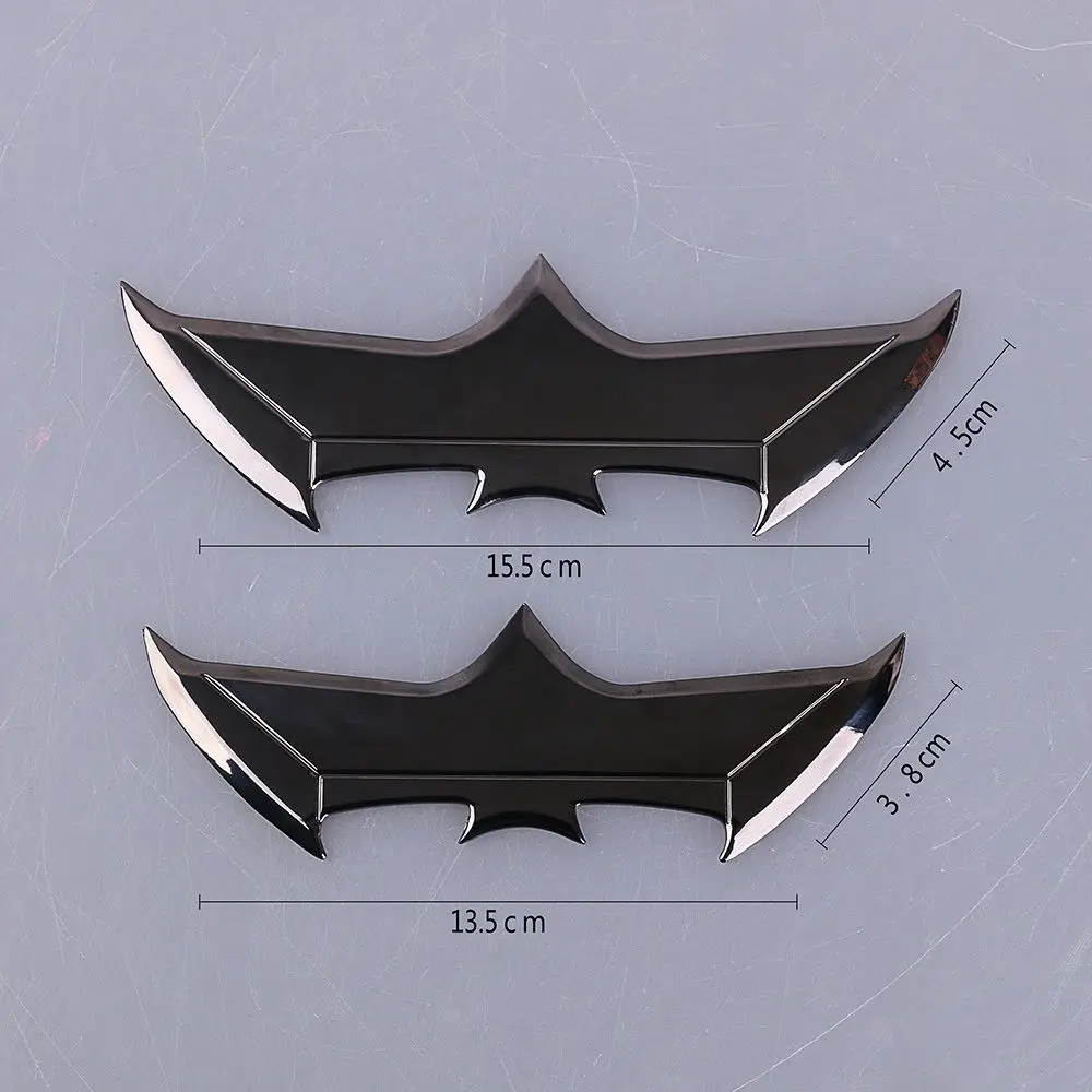 New Justice League Batman Dart Batarangs Cosplay Metal Bats Dart Prop Two Sizes 1