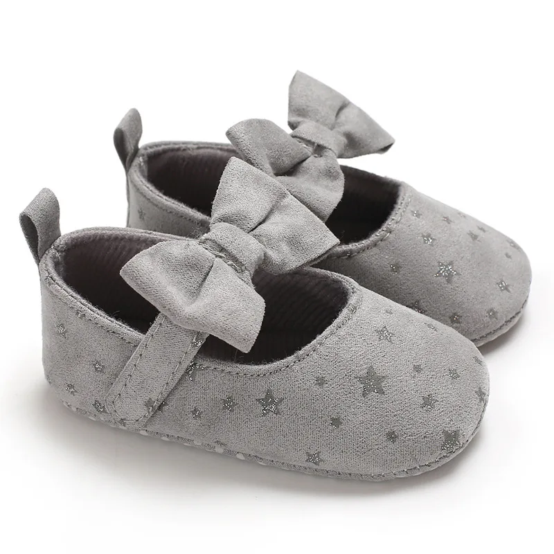 Sundae Angel/Обувь для маленьких девочек; обувь на шнуровке с бантом-бабочкой; нескользящая хлопковая ткань; обувь для новорожденных девочек; обувь для малышей - Цвет: Серый
