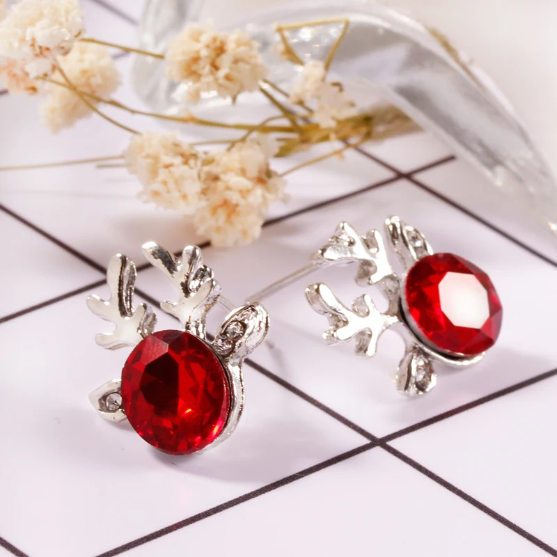 Quasimodo Christmas Earrings Santa Claus Studs Inlaid With Zircon For Women Christmas Decorations Female Christmas Party Jewelry (22)