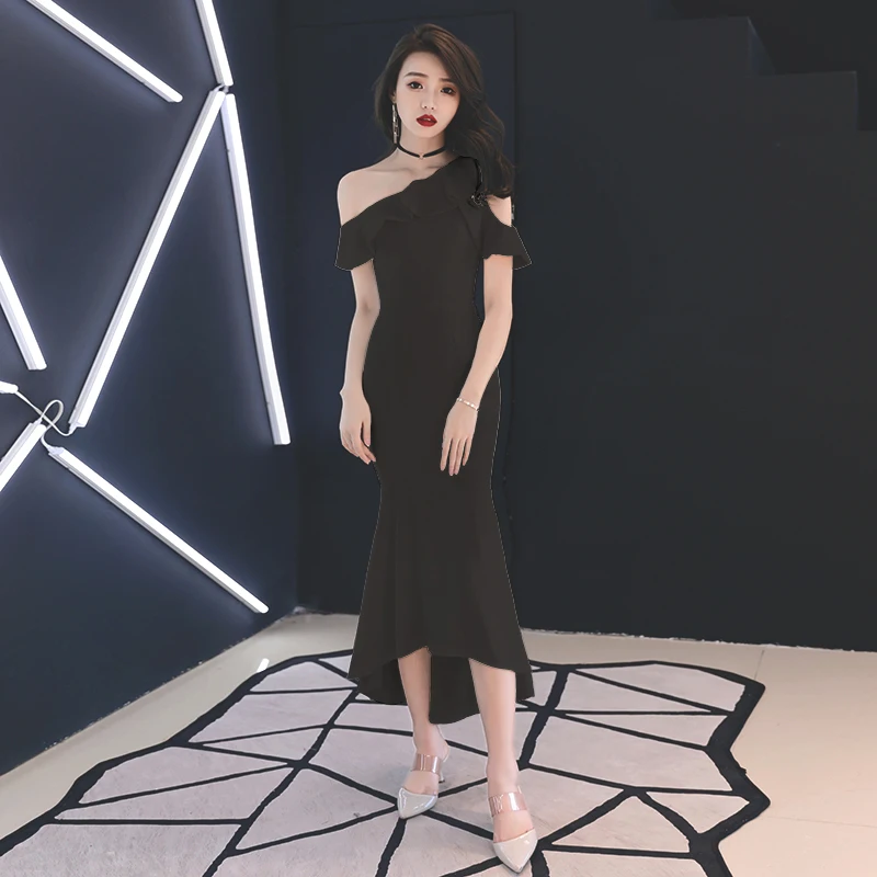 黑色鱼尾裙长款