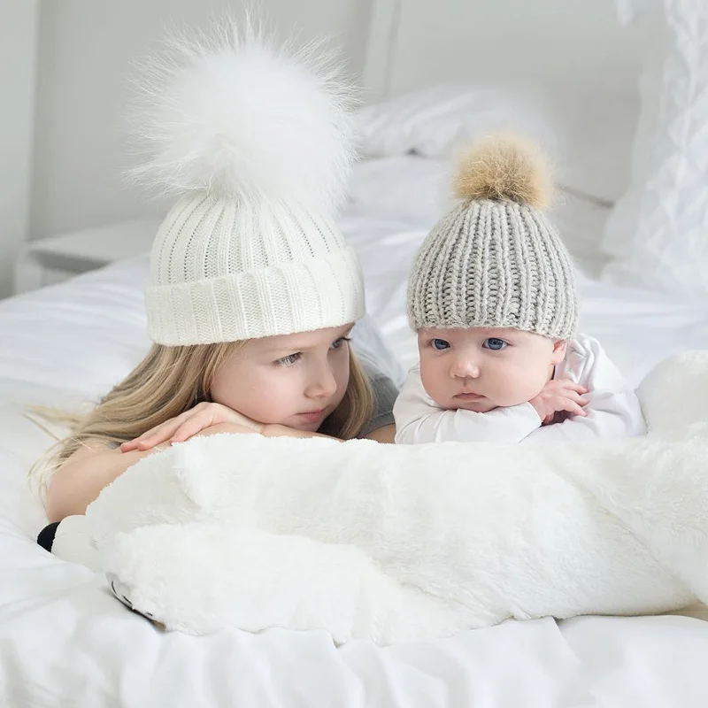 2 шт. мать дети ребенок Детские теплые зимние вязаные шапка-бини с мехом Pom Hat вязаный крючком лыжный кепки милые