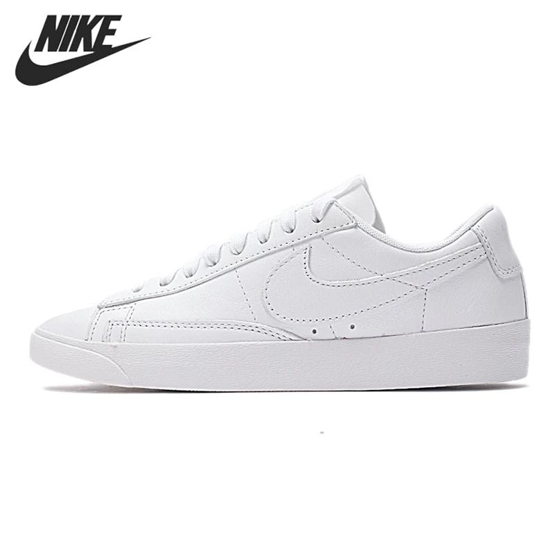 nike w blazer low le white