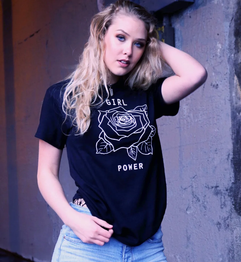 sexy girls shirts Fellucia blow good morning blowjob