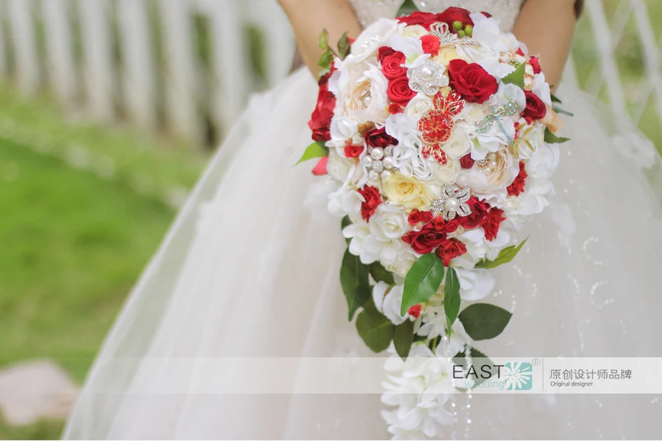 Свадебный букет невесты водопад стиль букет иммортализированная роза букет цвета слоновой кости и красный букет невесты настраиваемый