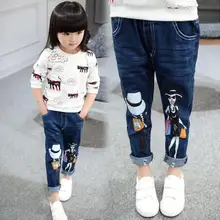 Детские штаны с изображением куклы осенние джинсы для маленьких мальчиков и девочек модная одежда для детей от 2 до 8 лет одежда для маленьких девочек