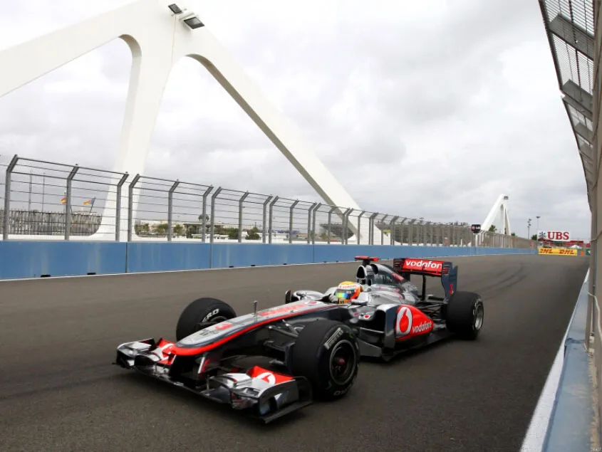 McLaren Formula 1 One Racing Car Sport Art Huge Print Poster TXHOME