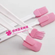 Небольшой скребок для кистей, комплект из двух предметов, кухонная силиконовая лопатка для торта смешивающая скребковая щетка, кисть для масла, инструмент