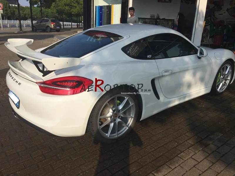

GT4 STYLE TRUNK WING FOR CAYMAN 981.1 CARBON FIBER