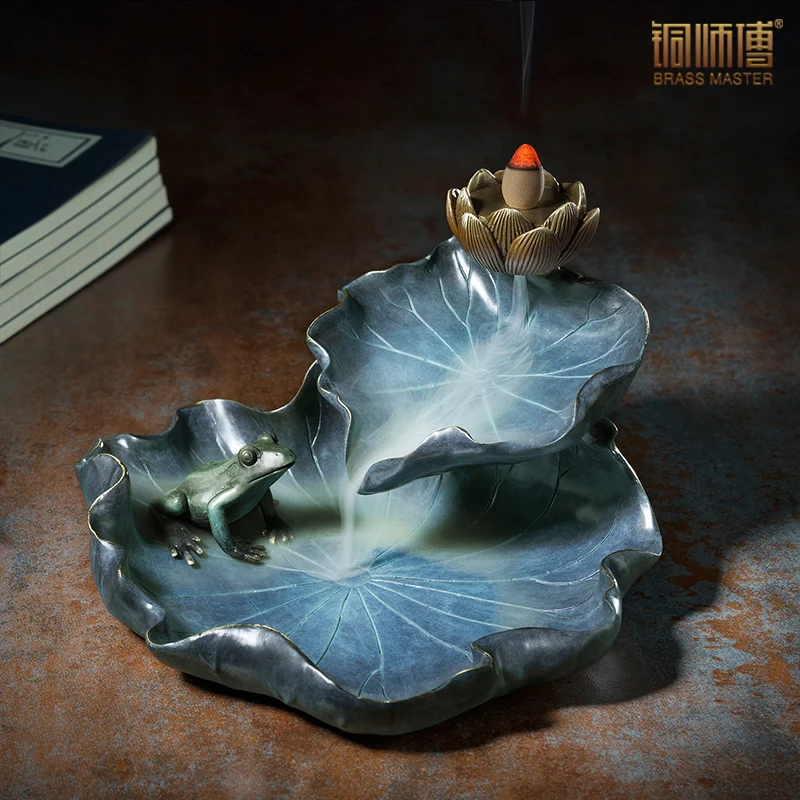 Frog In the Lotus Leaf Beautiful Copper Craft Collection Ornament Home