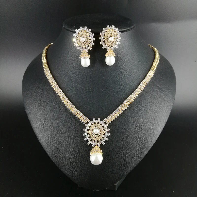 

2019 NEW fashion exquisite elegant retro crystal zircon shell pearl necklace,golden wedding bride party dress dinner jewelry set