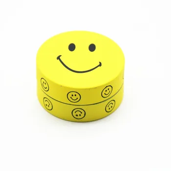 

1PC 45mm Crusher 2 layers Rubber Paint Metal Grinder Randomly Style Smoking Accessories Pollen Hand Muller Tobacco Herb Grinder
