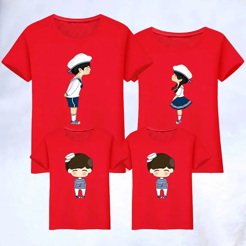 

New 1piece Fashion T-shirt For Family Shirt Family Matching Outfits Mother Father Baby Family Fitted Short-sleeved Navy Stripped