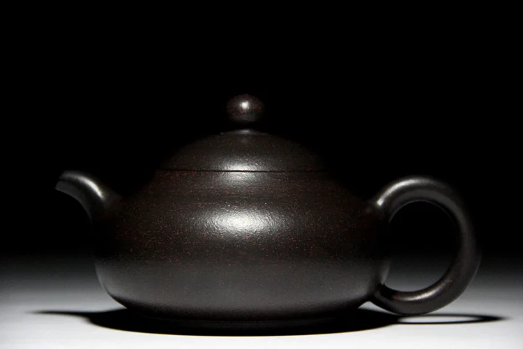 

Jade milk teapot Yixing Zisha teapot full handmade authentic teapot Kiln Zhu mud black King Kong special