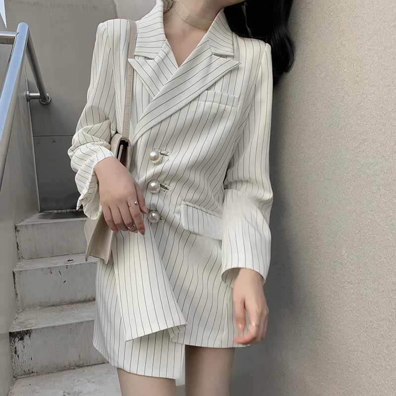 

CBAFU vintage striped pearls button women blazer notched collar irregular female jacket suit coat office lady work blazers D836