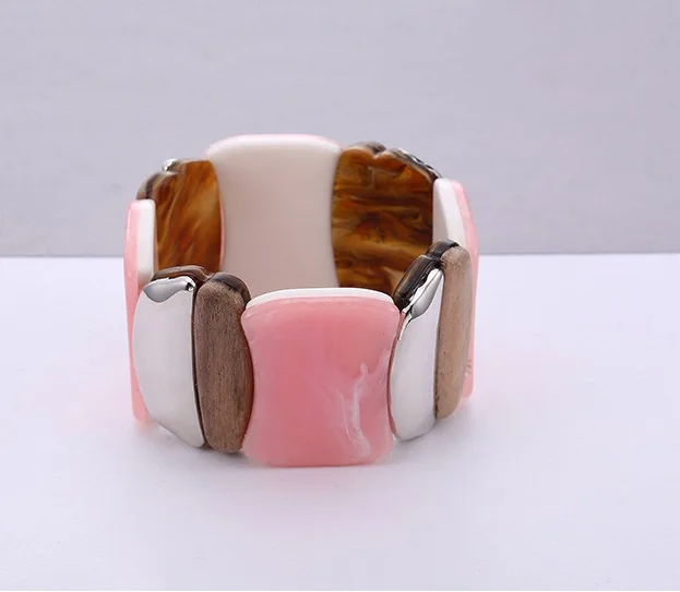 

Ziris Europe Style Big Bracelets&Bangles Pink Geometeric Acrylic Wood Metal Wide Elastic Bracelet For Women Christmas Gift