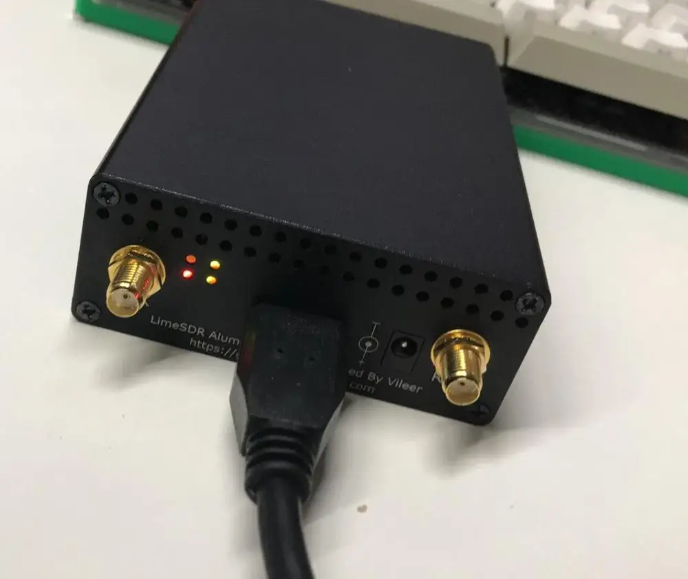 [Spot] LimeSDR программное обеспечение радио USB3.0 превосходит harkrf, bladerf X40, B210