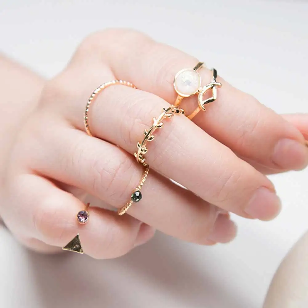 

IPARAM 5PCS /Set Ring Charm Pink Crystal artificial Stone Geometric Triangular Tree Rattan Simple Ring For Women