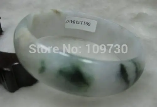 

Free Shipping 001489 GREEN " D" Shape Oval JADEITE BRACELET BANGLE 56MM (A0429)
