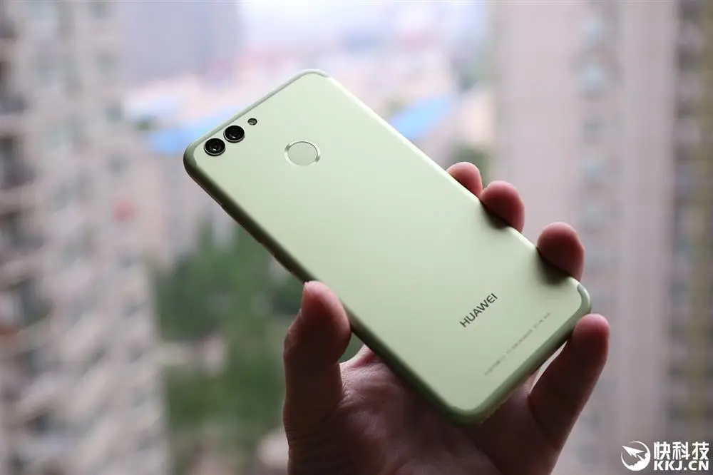 Мобильный телефон HuaWei Nova 2 Plus 4G LTE Kirin 659 Android 7,0 5," FHD 1920X1080 4 Гб ram 128 ГБ rom 20.0MP отпечаток пальца