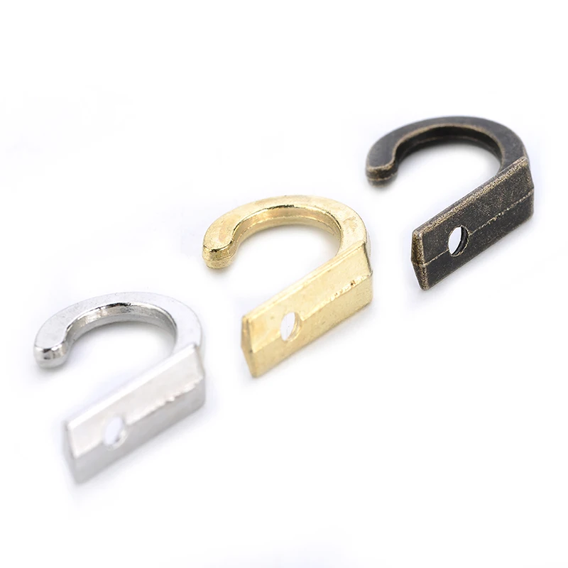

Antique Hooks Small Wall Hanger Buckle Horn Lock Clasp Hook Hasp Latch with Screws Golden Bronze Silver 22x7mm 10pcs