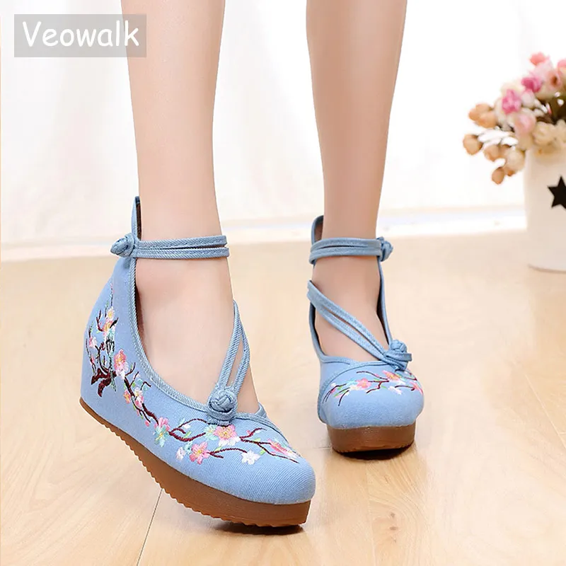 Veowalk женские высокие холщовые туфли с цветочной вышивкой на скрытой плоской