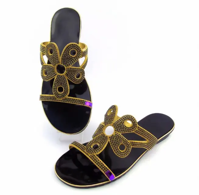 sandalias moradas