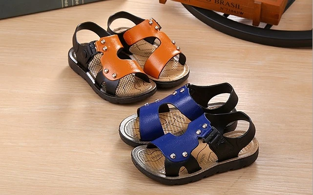 

2019 new summer children's baby non-slip soft bottom beach shoes home small medium and large boys sandals and slippers