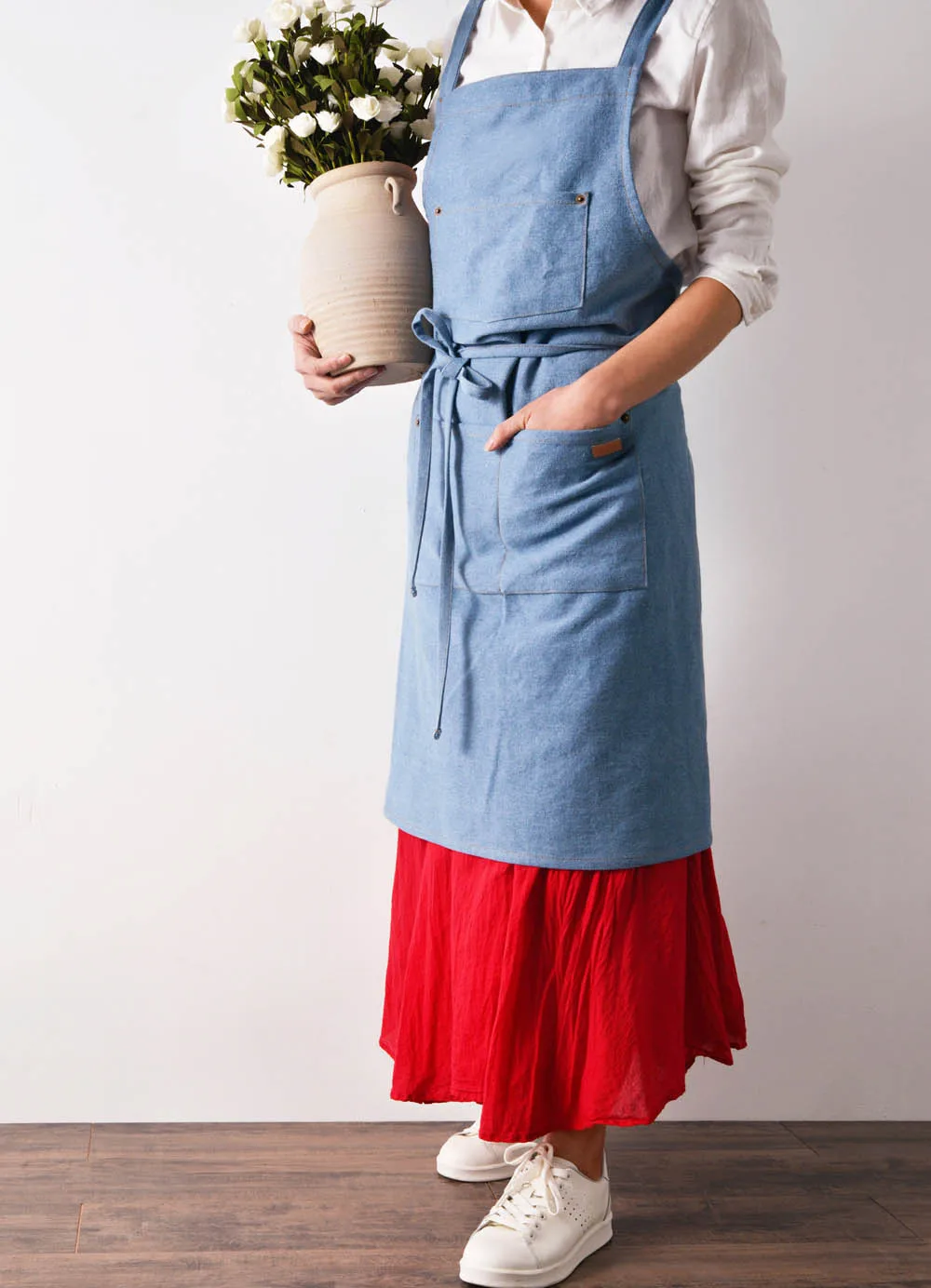 apron coffee