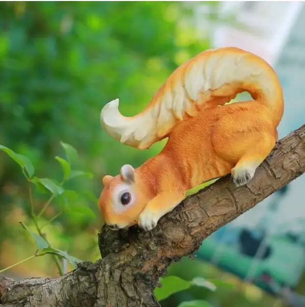 

cartoon Squirrel personality Simulation imitation emulation animal universal personalised figure bar house office decoration