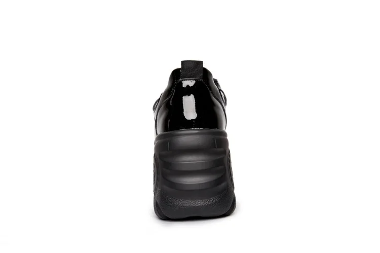 Черные женские брендовые кроссовки из лакированной кожи на платформе; коллекция года; модная удобная женская обувь на шнуровке; chaussures femme; обувь для отдыха