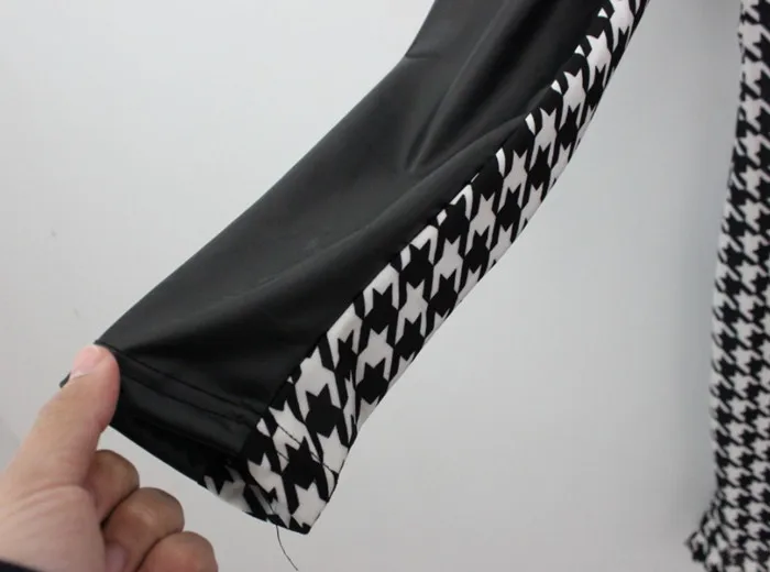 1886558026_247771015