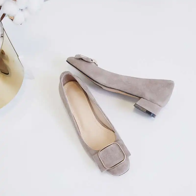 Krazing Pot/Роскошные слипоны из натуральной кожи на низком каблуке; классическая изящная женская обувь с квадратным носком и металлической пряжкой в стиле голливудской кинозвезды; L10 - Цвет: light grey