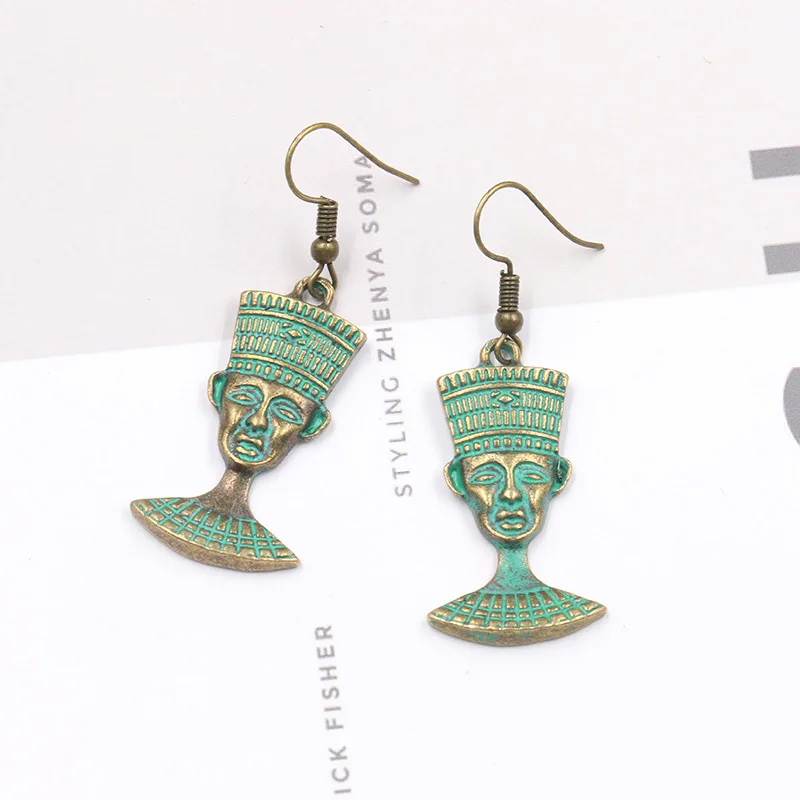 

Creative Egyptian Queen Charm Drop Earrings Pharaoh Head Portrait Charm Earring Jewelry Vintage Human Face Earrings Statement