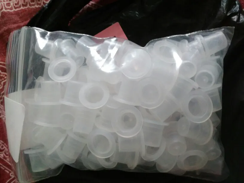 

100Pcs 8MM Medium Size Tattoo Ink Cups Caps Supply Professional Permanent Tattoo Accessory for Tattoo Machine