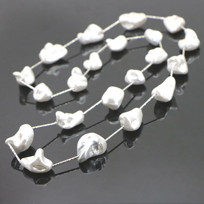 1 Irregularly Shell White Pearl Necklace (11)