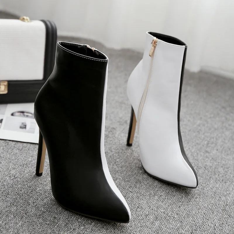 

2018 color black and white boots, high-heeled shoes, pointy Martin boots, fashionable short boots, thin women's shoes.