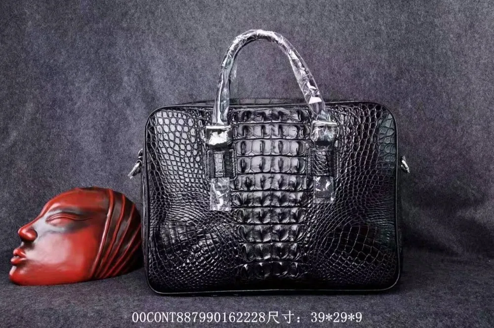 Рисунок 4 - Мужская деловая сумка