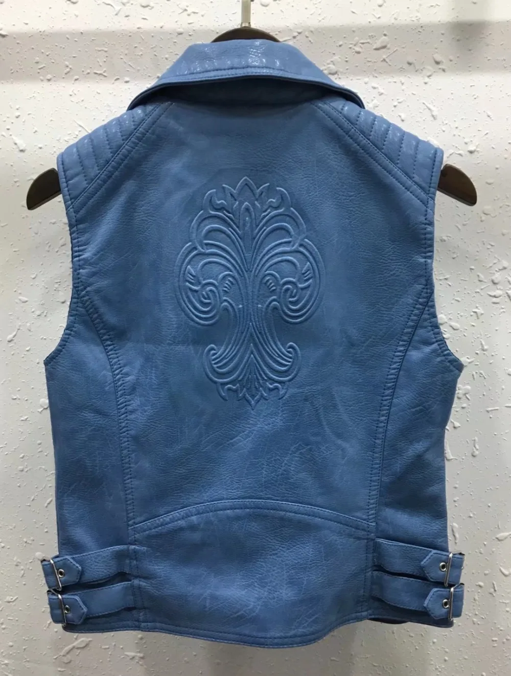 Women faux Leather Vests Ladies Novelty Motorcycle Zippers embossed PU Vest Slim tactical Rivet WaistCoat female European drop Women faux Leather Vests Ladies Novelty Motorcycle Zippers embossed PU Vest Slim tactical Rivet WaistCoat female European drop