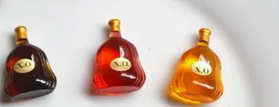 100 шт. Смола бутылка Красного вина Diy Подвеска ручной работы материал аксессуары Модель Статуэтка Мини Моделирование игрушки