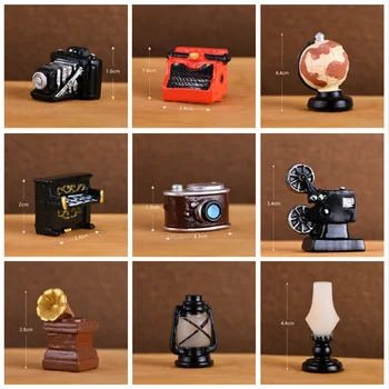 

BAIUFOR Miniatures Retro Old Furniture DIY Sand Table Model Micro Landscape & Doll House Decor Terrarium Figurines Phonograph TV