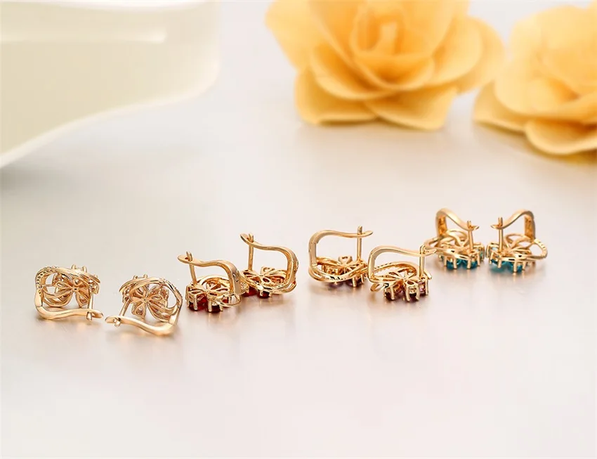 4Colors Five Petal Flower Paved Pear CZ Crystals Huggies Small Hoops Earrings for Women Yellow Gold Color Jewelry New
