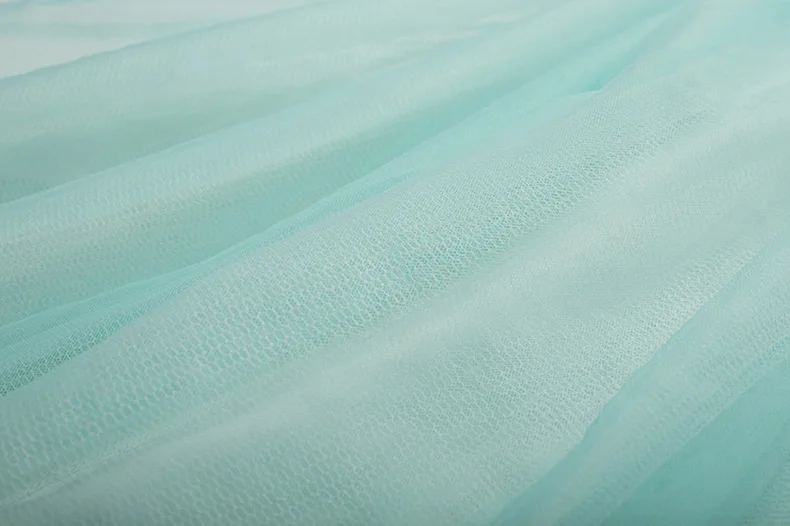 3998476128_1933995610