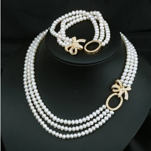 

Multilayer 3 Rows Pearl Choker Elegant Beautiful Natural Pearl Necklace&Bowknot Jewelry Fashion Women's Accessory Wedding Gifts