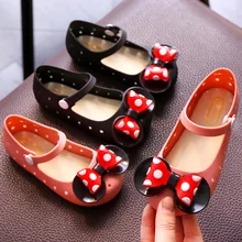 14-17cm Cute Dot Bows Silvery Girls Sandals soft Comfortable Sandals Sapato Infantil Children Girls Shoes Black Shoes PVC 14-17cm Cute Dot Bows Silvery Girls Sandals soft Comfortable Sandals Sapato Infantil Children Girls Shoes Black Shoes PVC
