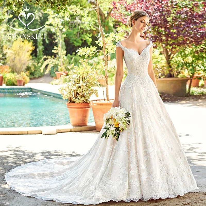 

Swanskirt Sweetheart A-line Wedding Dresses Delicate Appliques Sleeveless Satin Chapel Train Bridal Gown vestido de noiva Y111