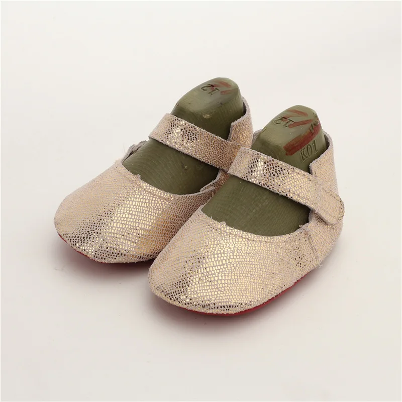 

New First Walkers Baby Shoes real Leather Baby Moccasins Soft bottom Bebe newborn indoor shoes